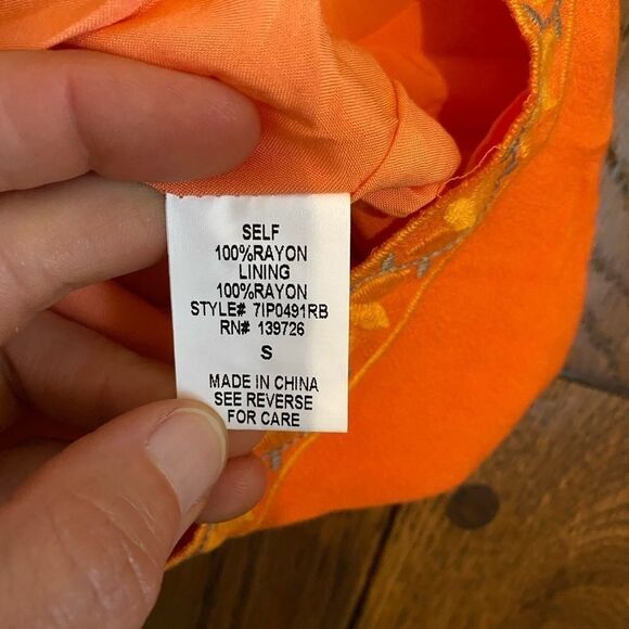 The Impeccable Pig orange floral embroidered short - Picture 4 of 7